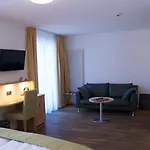 Bristol Готель