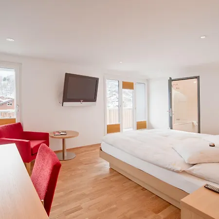 Hotell Bristol 3*