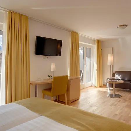 Bristol Szálloda 3*