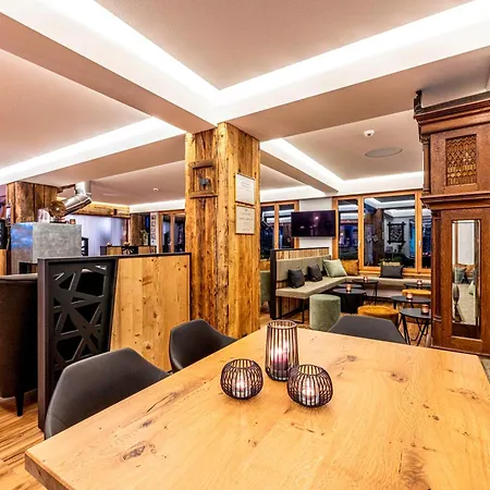 Hotel Bristol