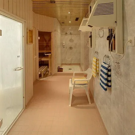 فندق بريستول 3*