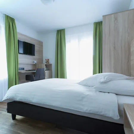 Szálloda Bristol 3*