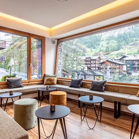 Hotel Bristol 3*