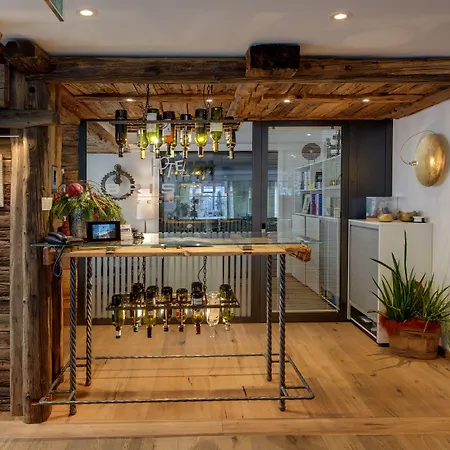 布里斯都酒店 3* 采尔马特