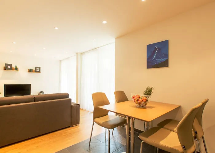 布里斯都酒店 3*