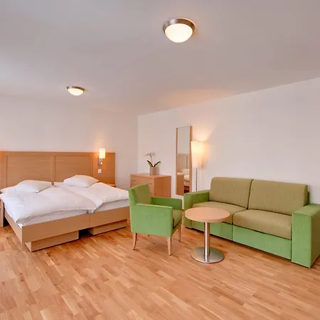 Ξενοδοχείο Bristol 3*